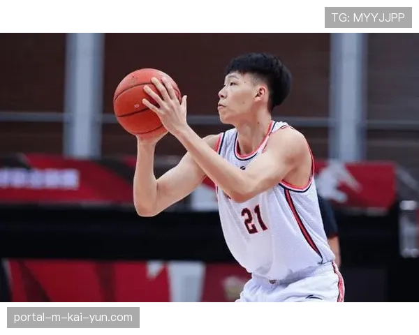 广州中锋徐昕进步显著,五项数据创生涯新高排名第一 广州中锋徐昕进步显著,五项数据创生涯新高排名第一